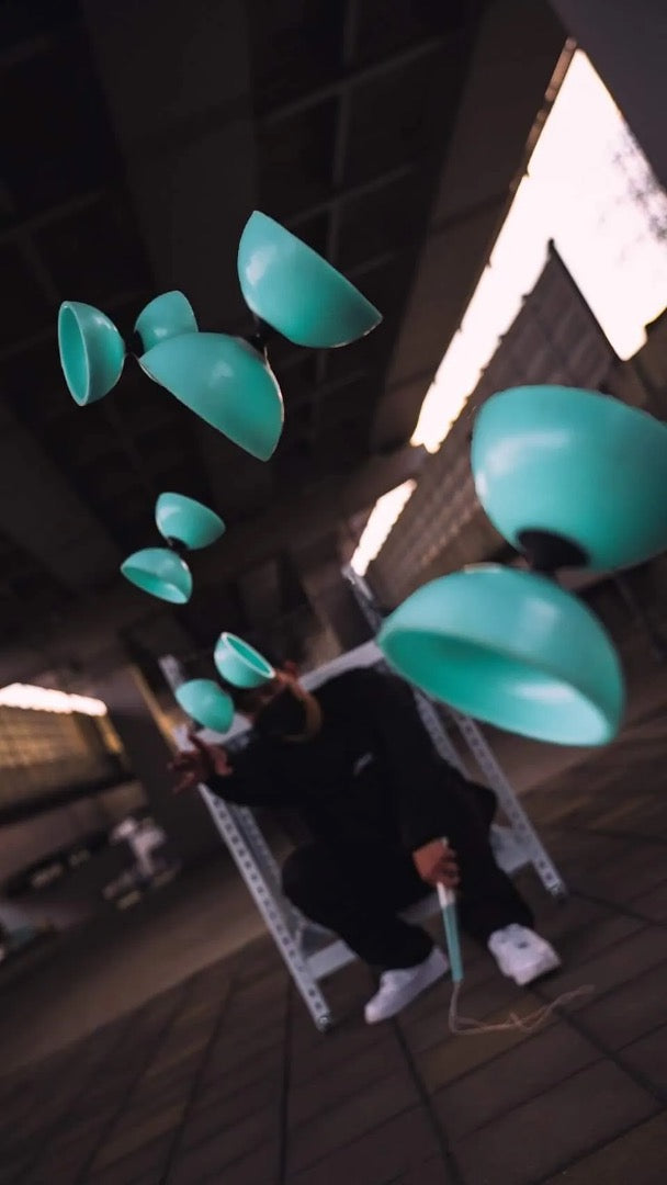 【Sundia 三铃】Fly Diabolo Turquoise (Bubbeling exclusive) 抛抛铃 - Single-Bearing Axle 单培